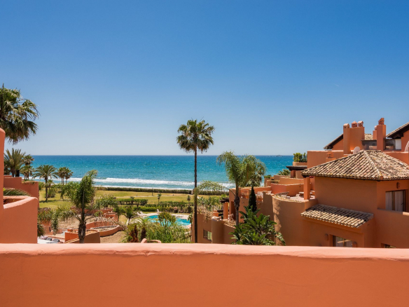 Rio Real Marbella penthouse 4 Bedrooms