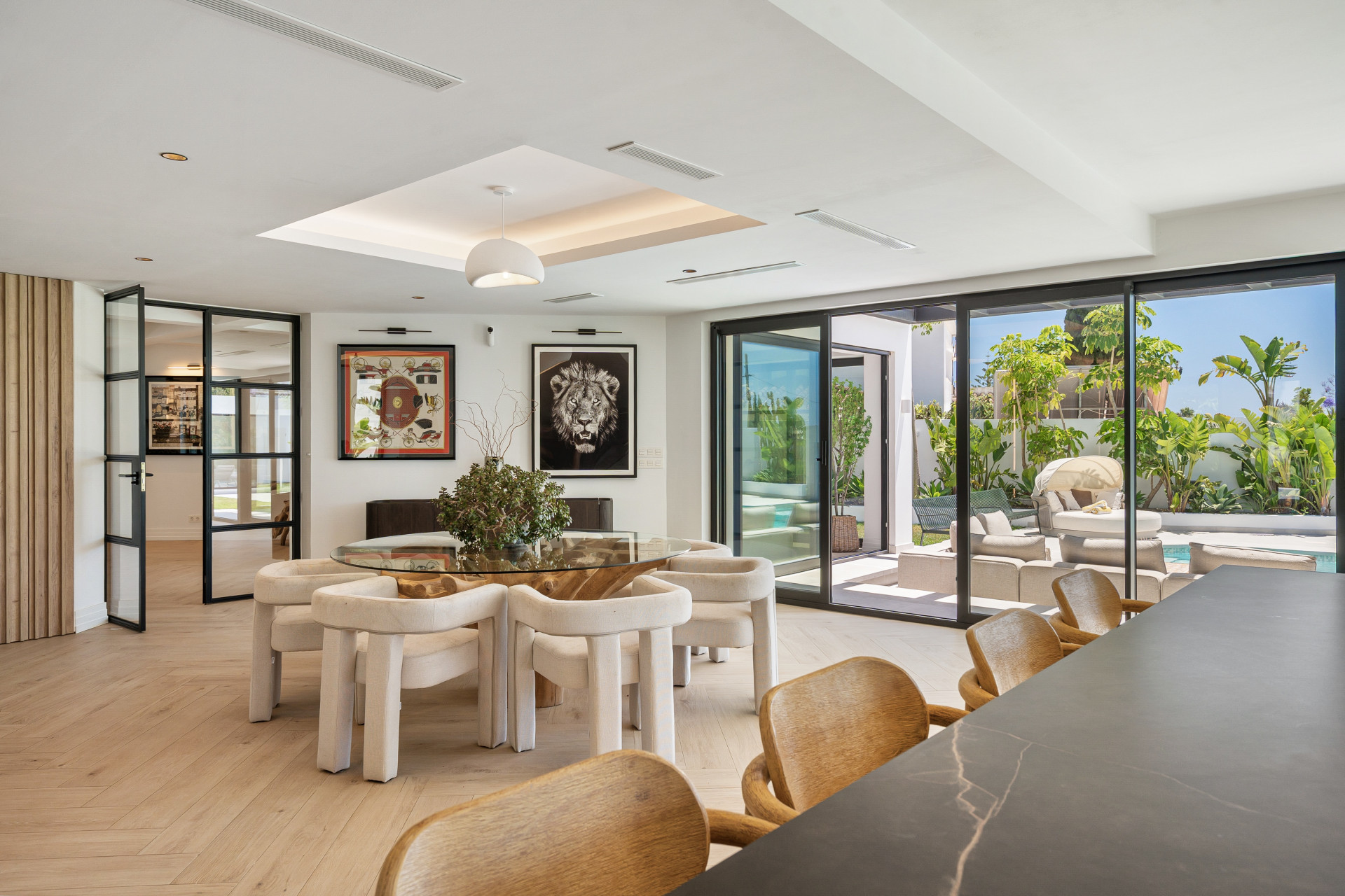 Estepona villa 6 Bedrooms
