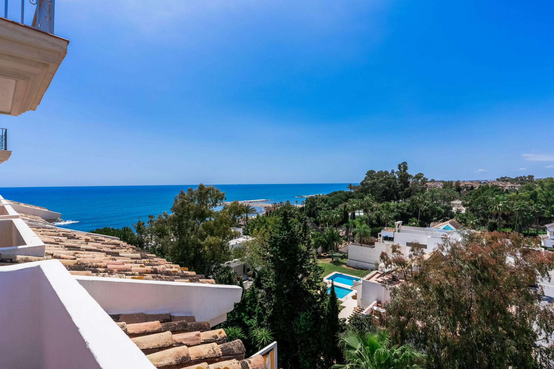 Puerto Banus Marbella penthouse 3 Bedrooms