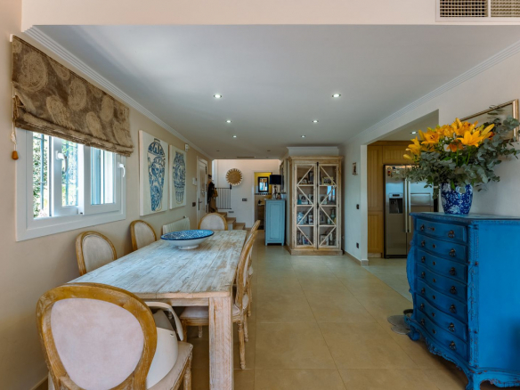 Estepona villa 4 Bedrooms