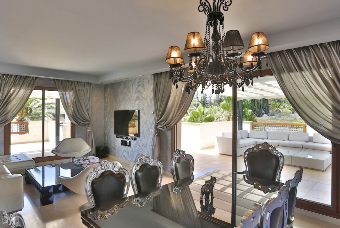 Nueva Andalucia Marbella penthouse 2 Bedrooms