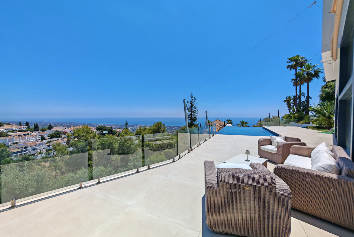 Los Monteros Marbella villa 4 Bedrooms