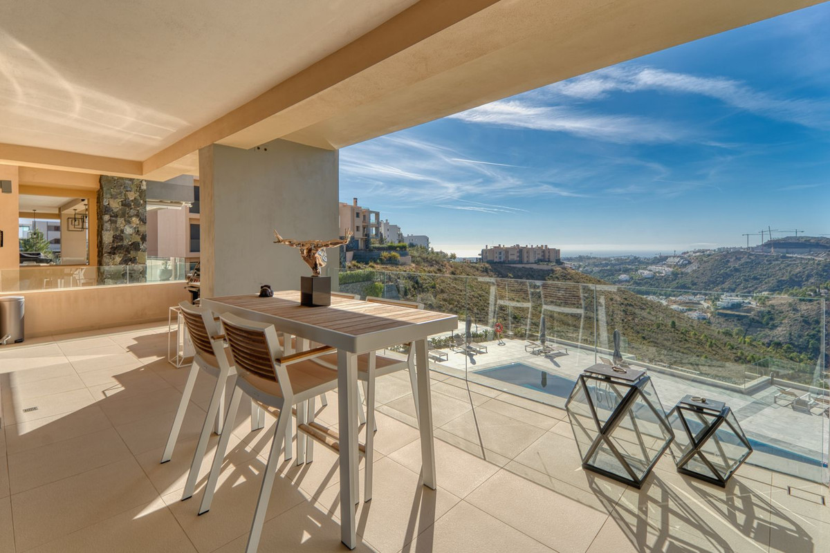 Benahavis apartment 4 Bedrooms