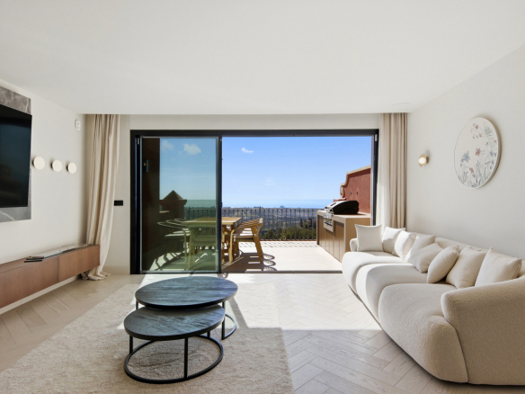 Monte Halcones Benahavis penthouse 4 Bedrooms
