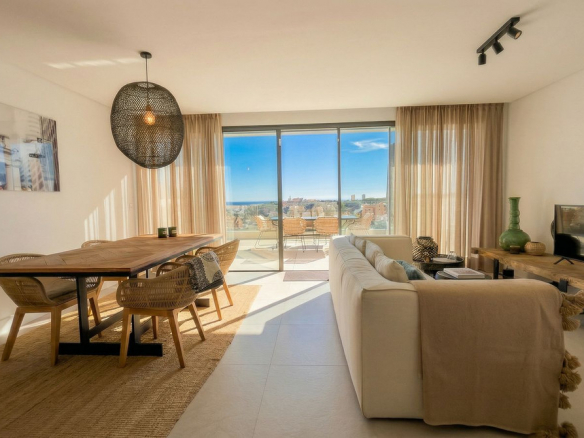 Cabopino Marbella penthouse 3 Bedrooms