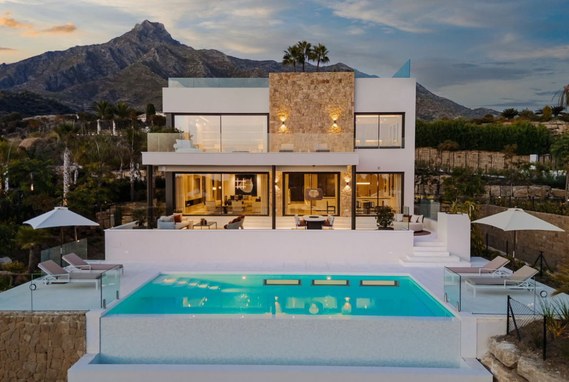 Marbella Golden Mile Marbella villa 5 Bedrooms