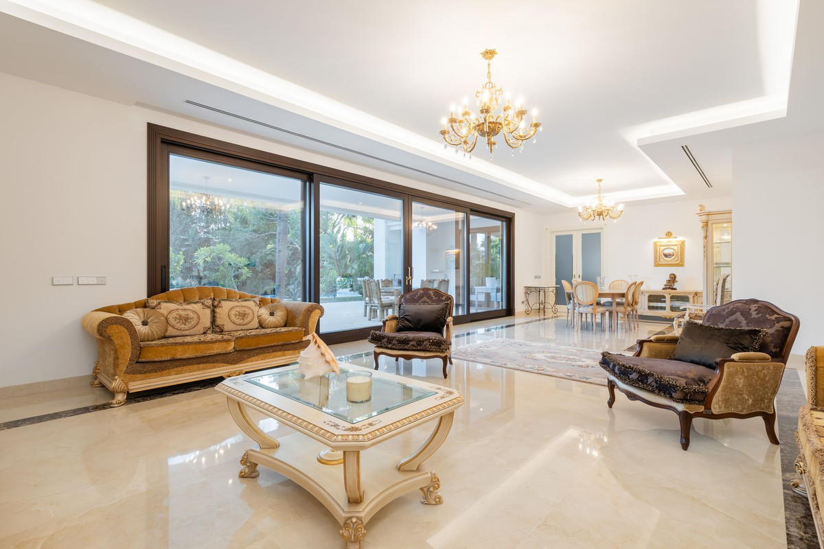 Guadalmina Baja San Pedro Alcantara villa 7 Bedrooms