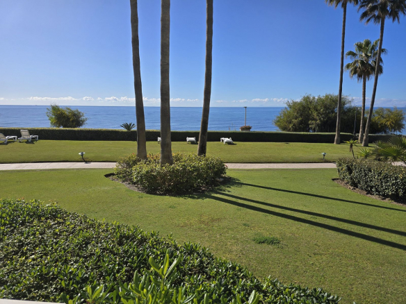 Estepona apartment 3 Bedrooms