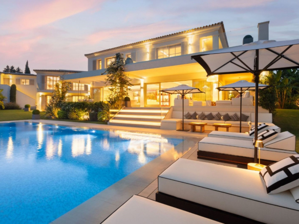 Nueva Andalucia Marbella villa 6 Bedrooms