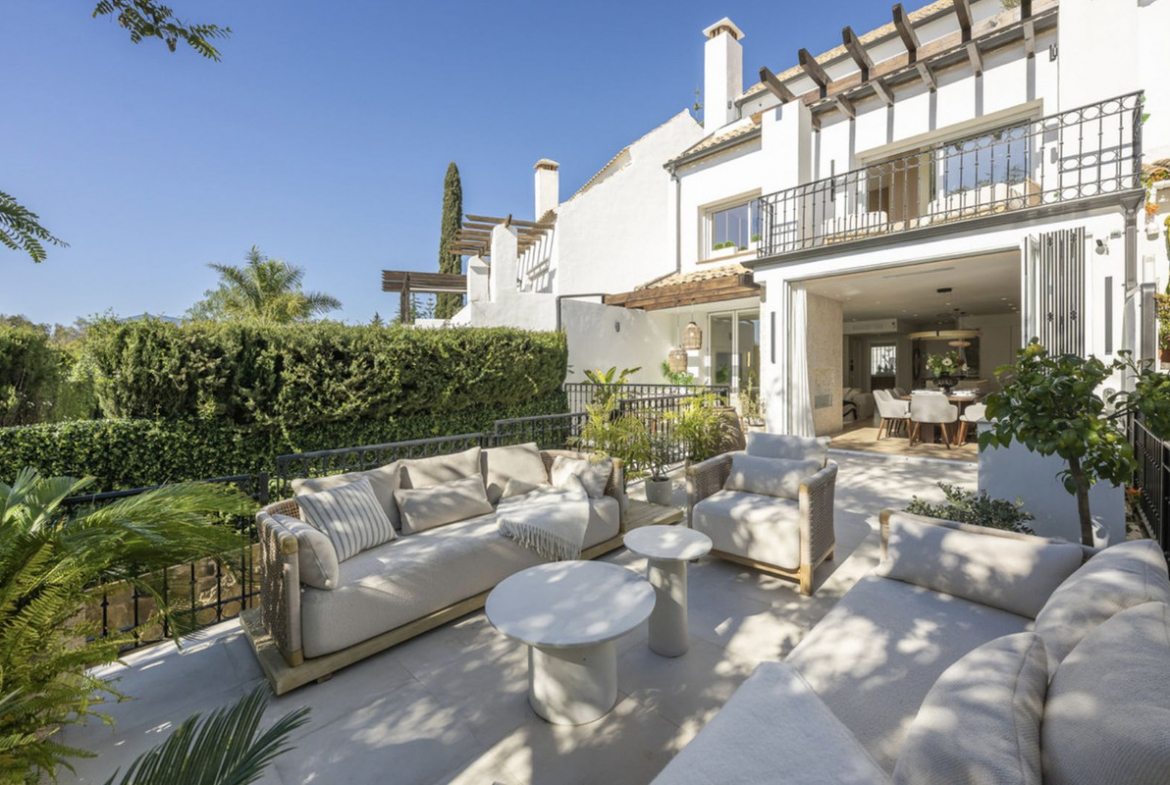 Marbella Golden Mile Marbella townhouse 5 Bedrooms