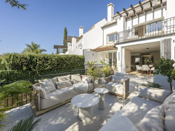 Marbella Golden Mile Marbella townhouse 5 Bedrooms