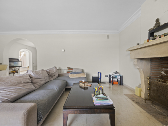 Estepona villa 4 Bedrooms