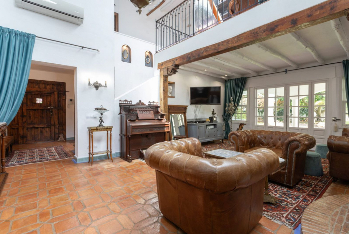 Guadalmina Baja San Pedro Alcantara villa 4 Bedrooms