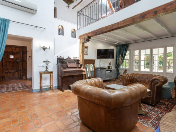 Guadalmina Baja San Pedro Alcantara villa 4 Bedrooms