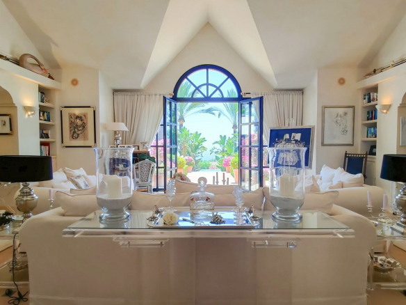 Marbella Golden Mile Marbella villa 3 Bedrooms