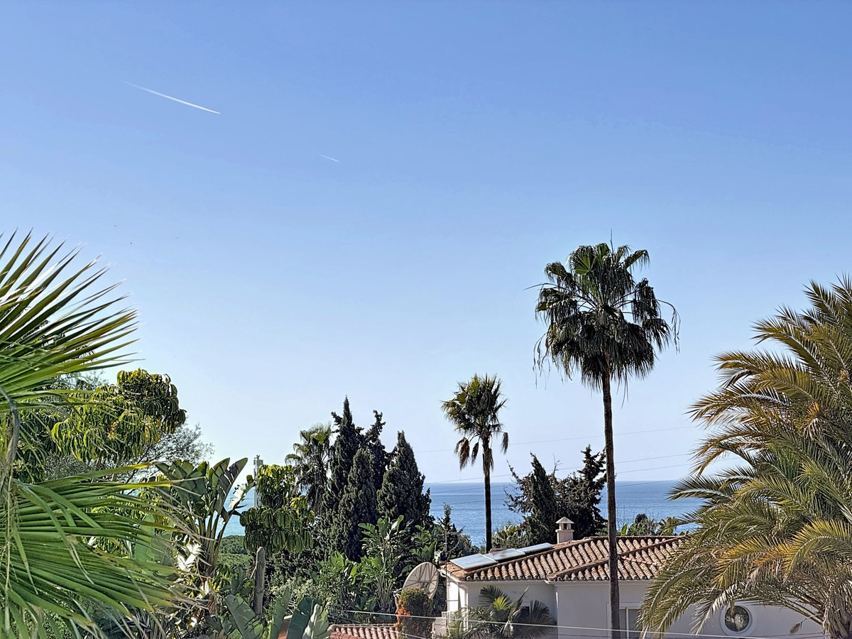 Nagueles Marbella villa 5 Bedrooms