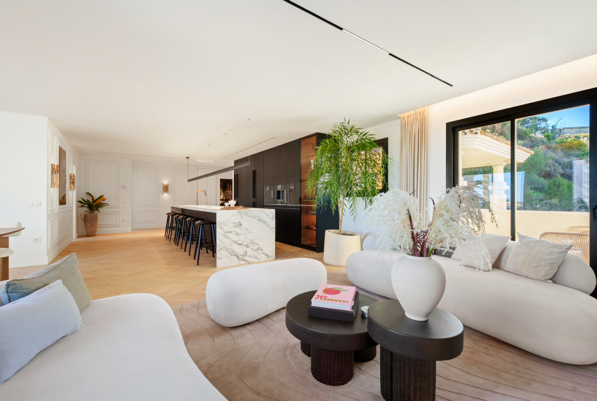 Nueva Andalucia Marbella penthouse 3 Bedrooms