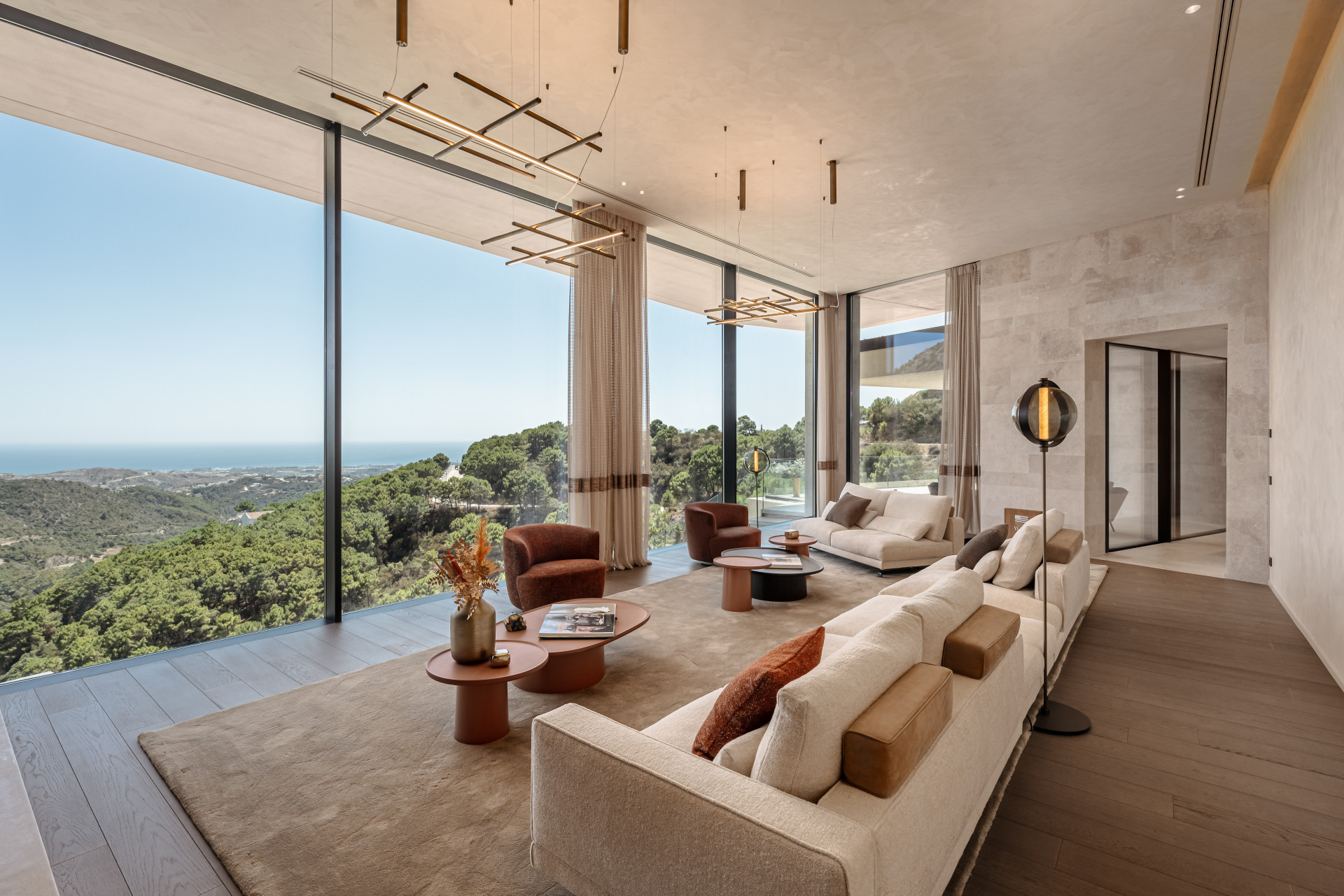 luxo-estate-1 Monte Mayor Benahavis villa 7 Bedrooms