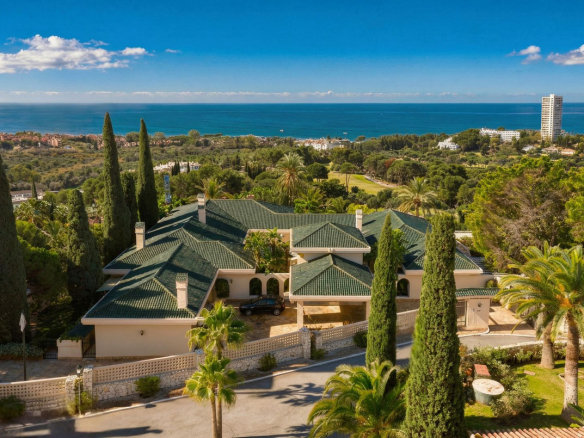 Rio Real Marbella villa 10 Bedrooms