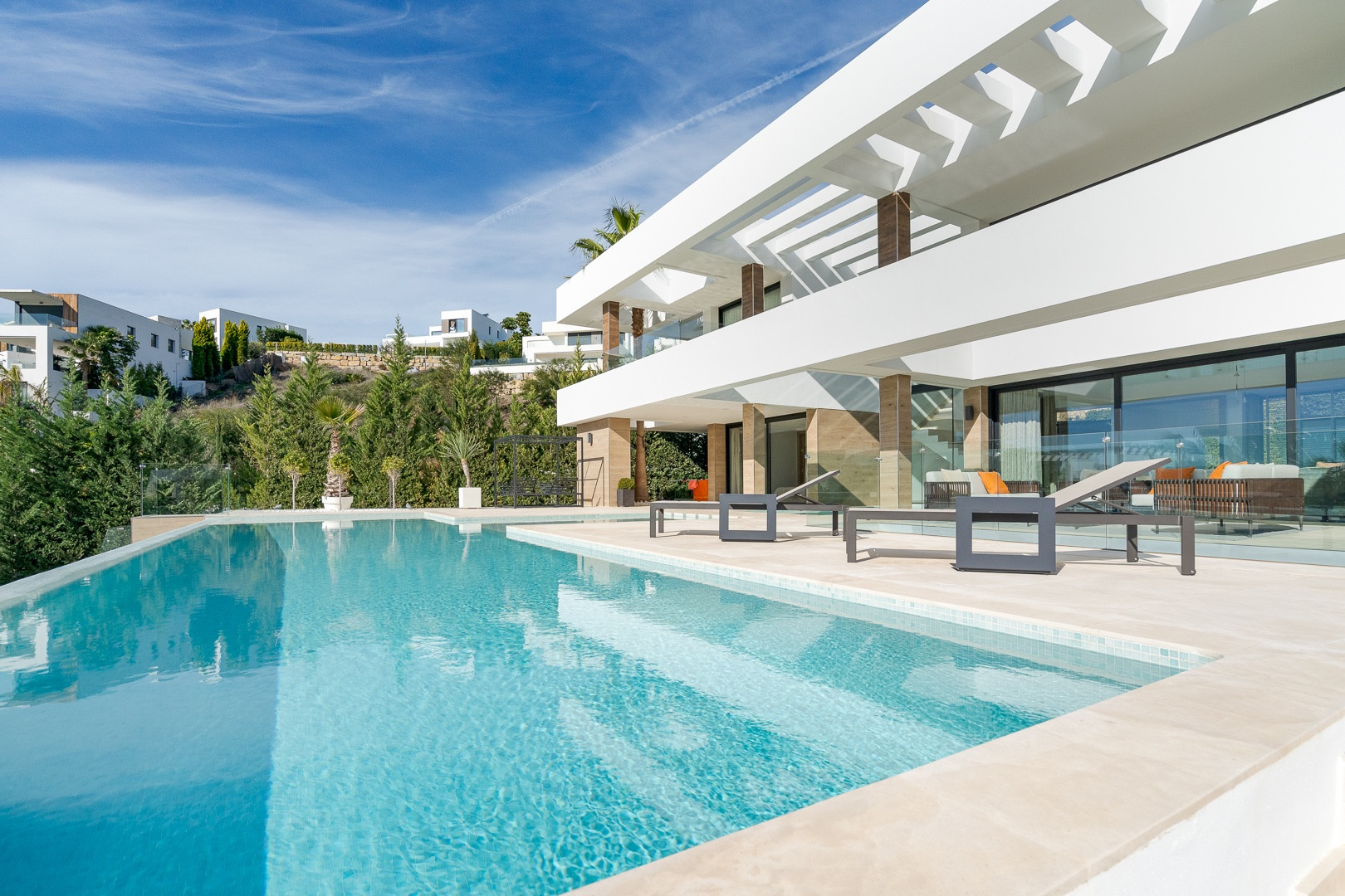 La Alqueria Benahavis villa 5 Bedrooms