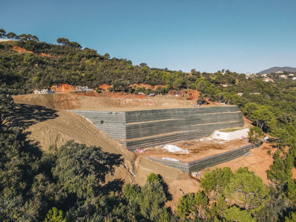 Monte Mayor Benahavis plot  Bedrooms