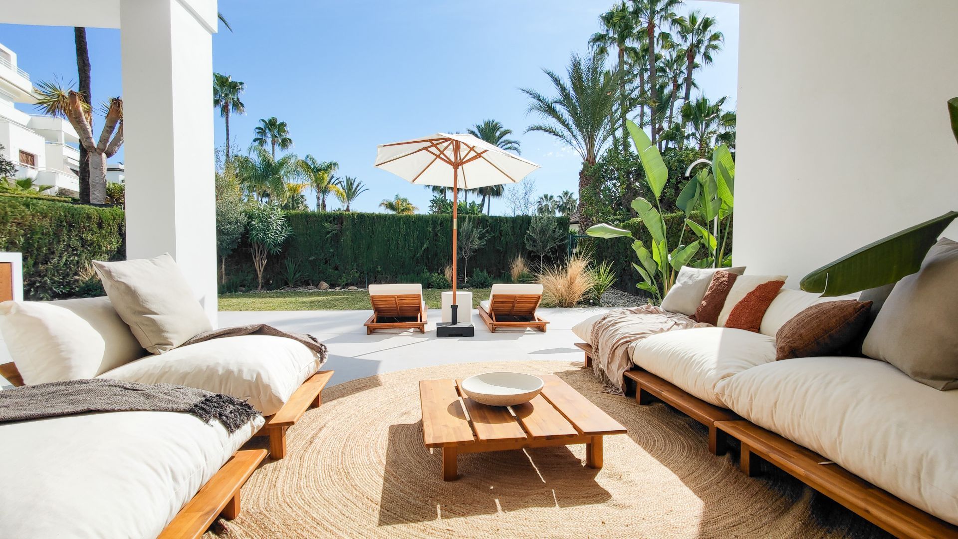 Nueva Andalucia Marbella townhouse 3 Bedrooms
