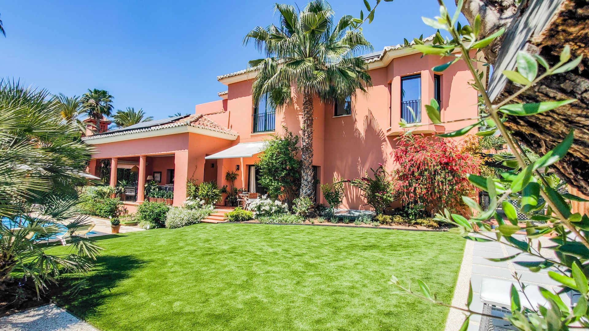 Marbella Golden Mile Marbella villa 5 Bedrooms