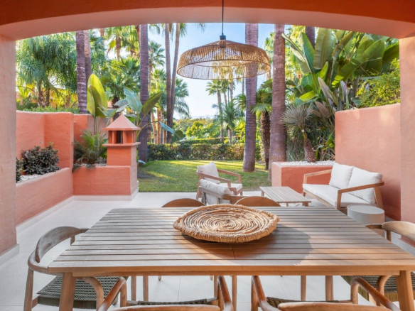 Marbella Golden Mile Marbella townhouse 4 Bedrooms