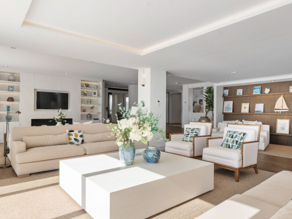 Nueva Andalucia Marbella villa 7 Bedrooms