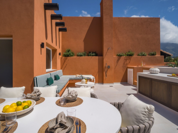 Nueva Andalucia Marbella penthouse 4 Bedrooms