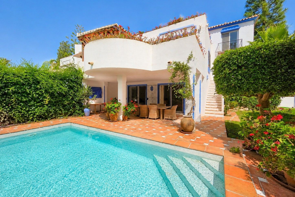 Marbella Golden Mile Marbella villa 4 Bedrooms