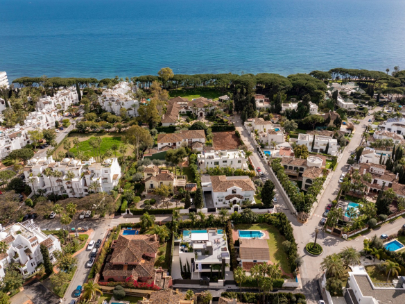 Marbella Golden Mile Marbella villa 5 Bedrooms