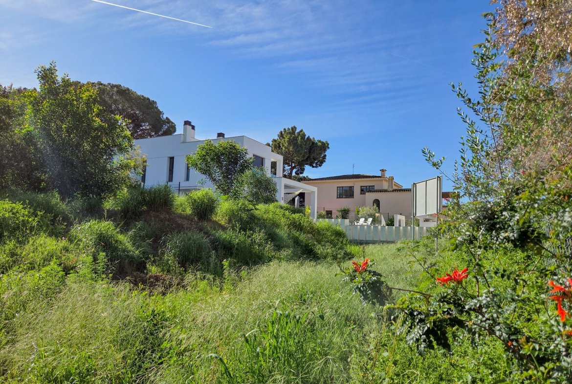 Marbella plot  Bedrooms