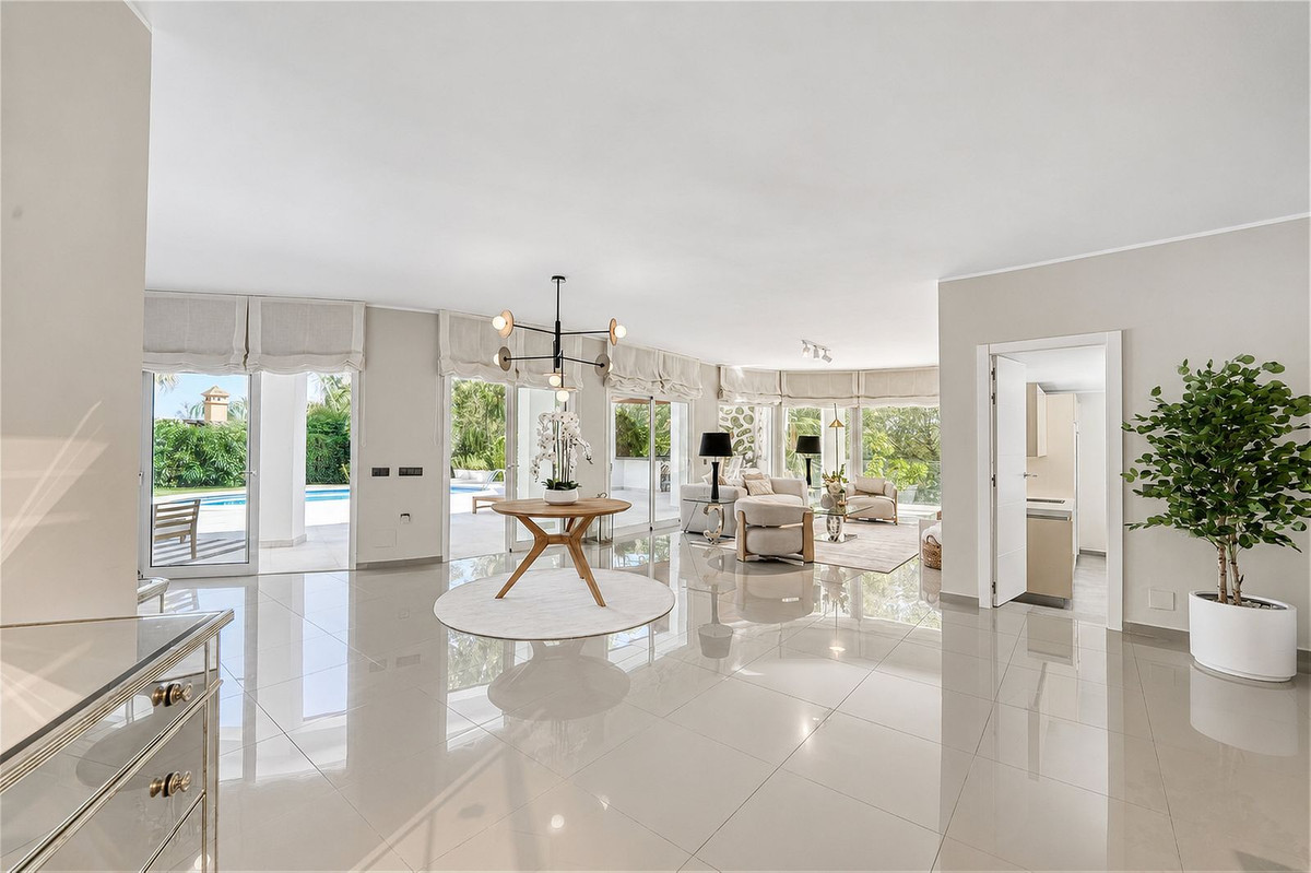 Benahavis villa 4 Bedrooms