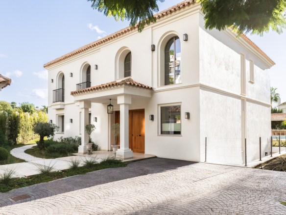 Los Arqueros Benahavis villa 4 Bedrooms