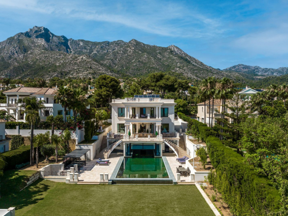 Marbella Golden Mile Marbella villa 8 Bedrooms