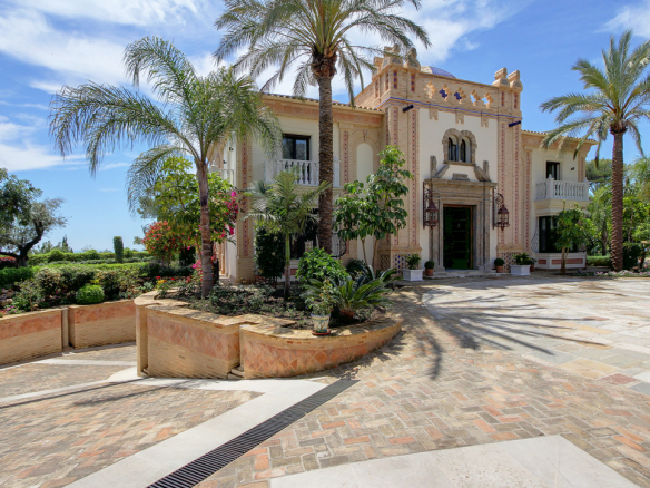 Marbella villa 6 Bedrooms