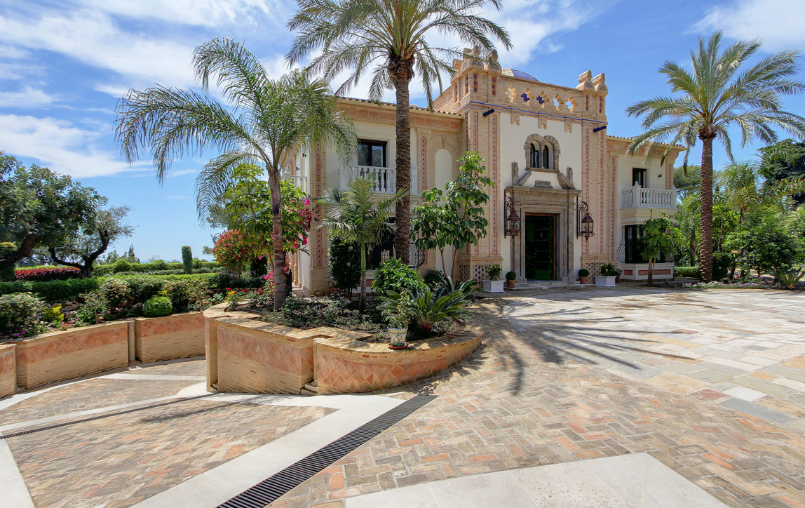 Marbella villa 6 Bedrooms