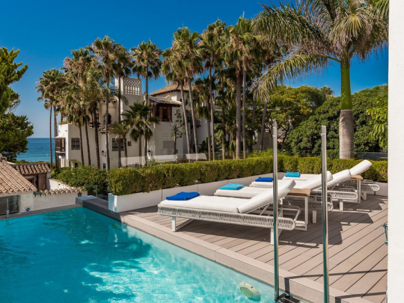 Marbella Golden Mile Marbella villa 4 Bedrooms