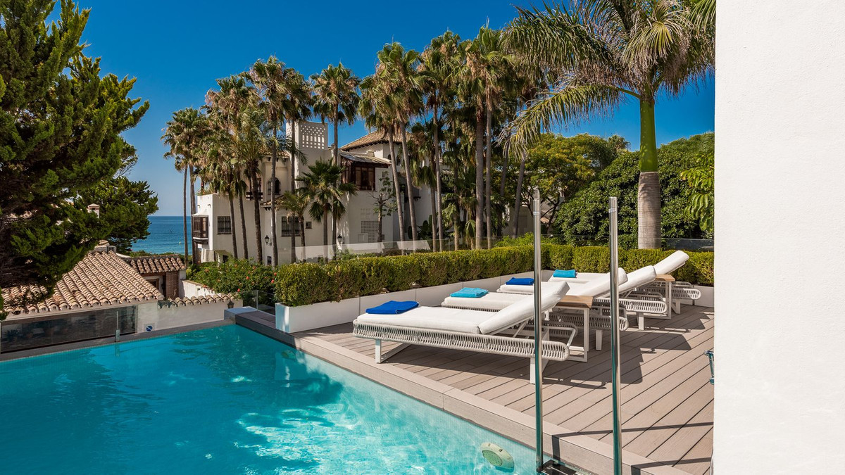 Marbella Golden Mile Marbella villa 4 Bedrooms