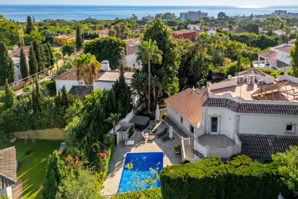El Rosario Marbella villa 5 Bedrooms