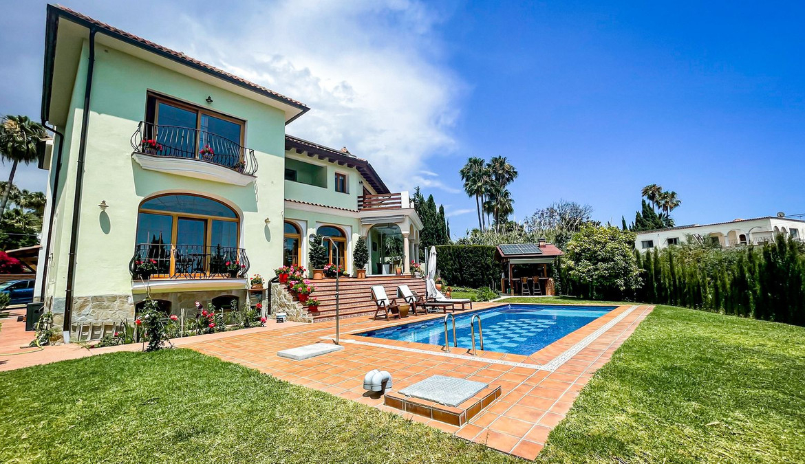 El Rosario Marbella villa 6 Bedrooms