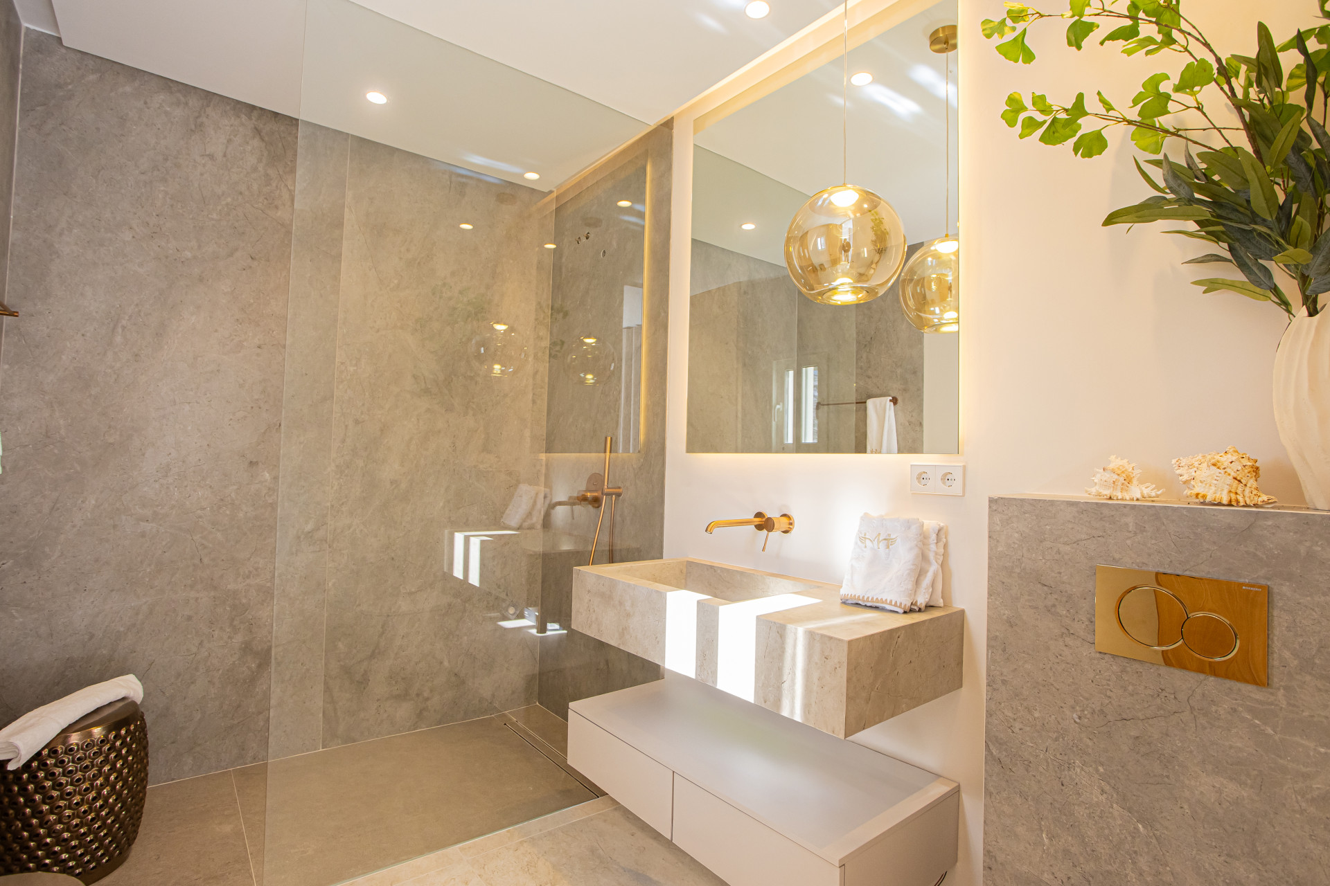 luxo-estate-1 Nueva Andalucia Marbella penthouse 4 Bedrooms