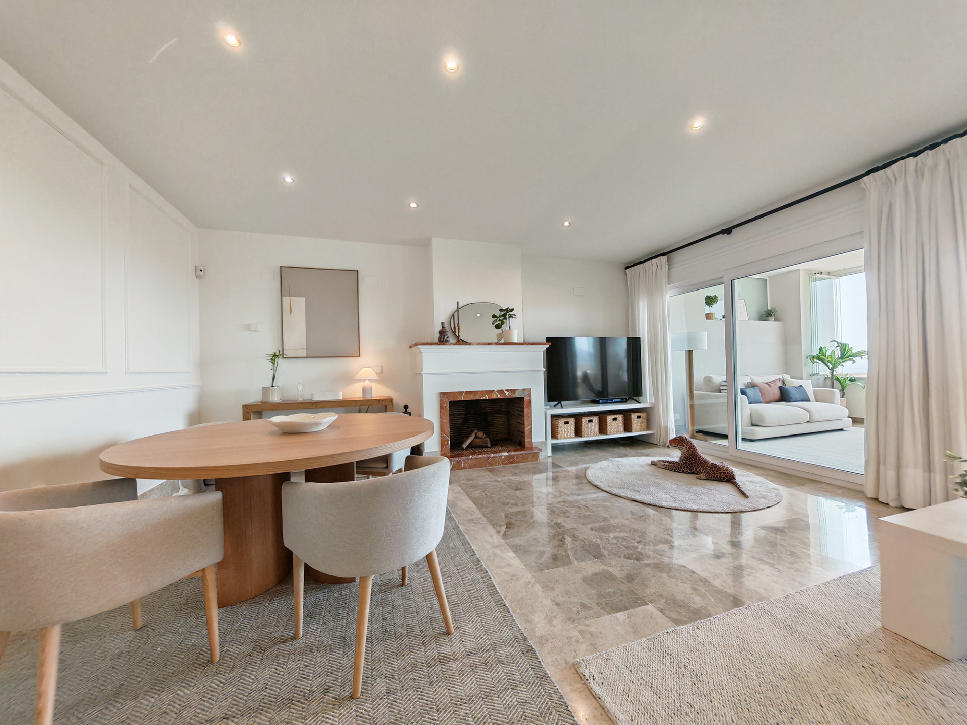 luxo-estate-1 Los Monteros Marbella townhouse 3 Bedrooms
