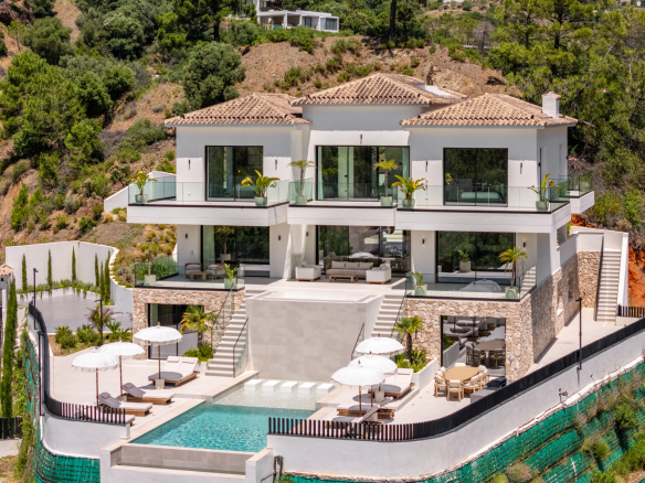 Monte Mayor Benahavis villa 8 Bedrooms