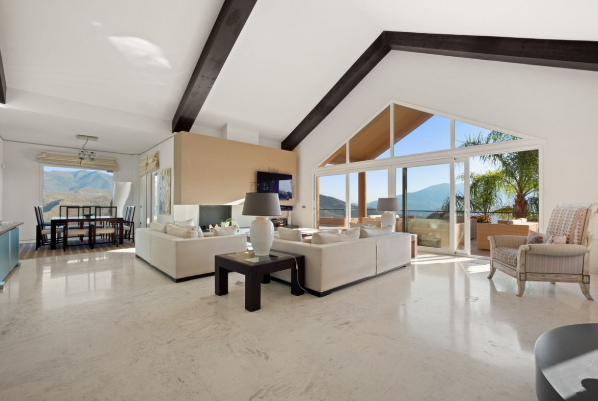 La Mairena Marbella villa 5 Bedrooms