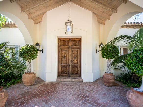 Marbella Golden Mile Marbella villa 5 Bedrooms