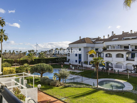 San Pedro Alcantara townhouse 4 Bedrooms