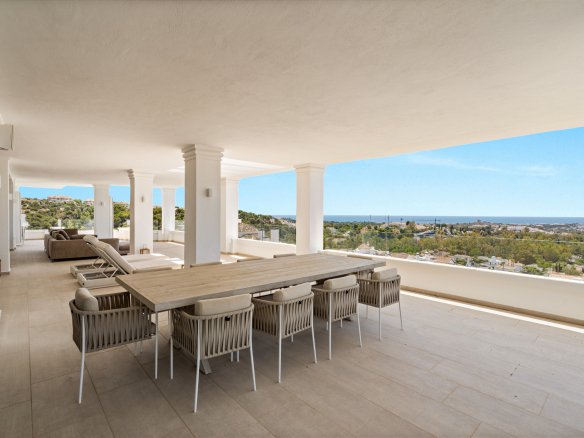Nueva Andalucia Marbella apartment 5 Bedrooms