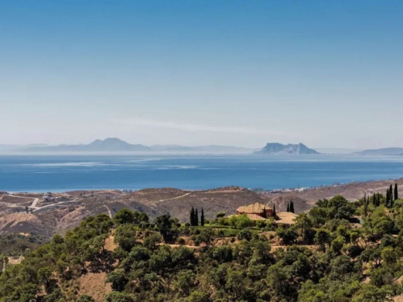 La Zagaleta Benahavis plot  Bedrooms